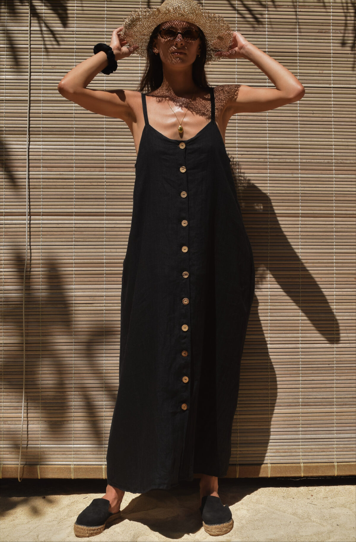LINEN CLASSY MAXI DRESS - BLACK - obrazek 8