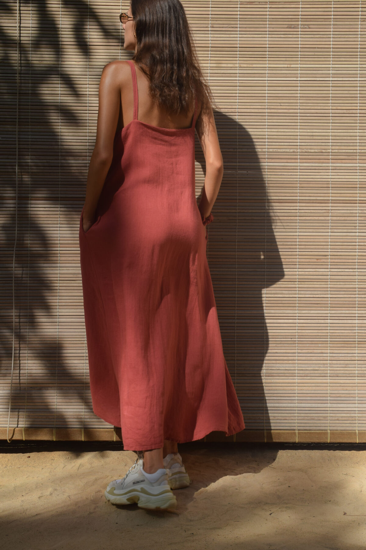 LINEN CLASSY MAXI DRESS - GUAVA - obrazek 4