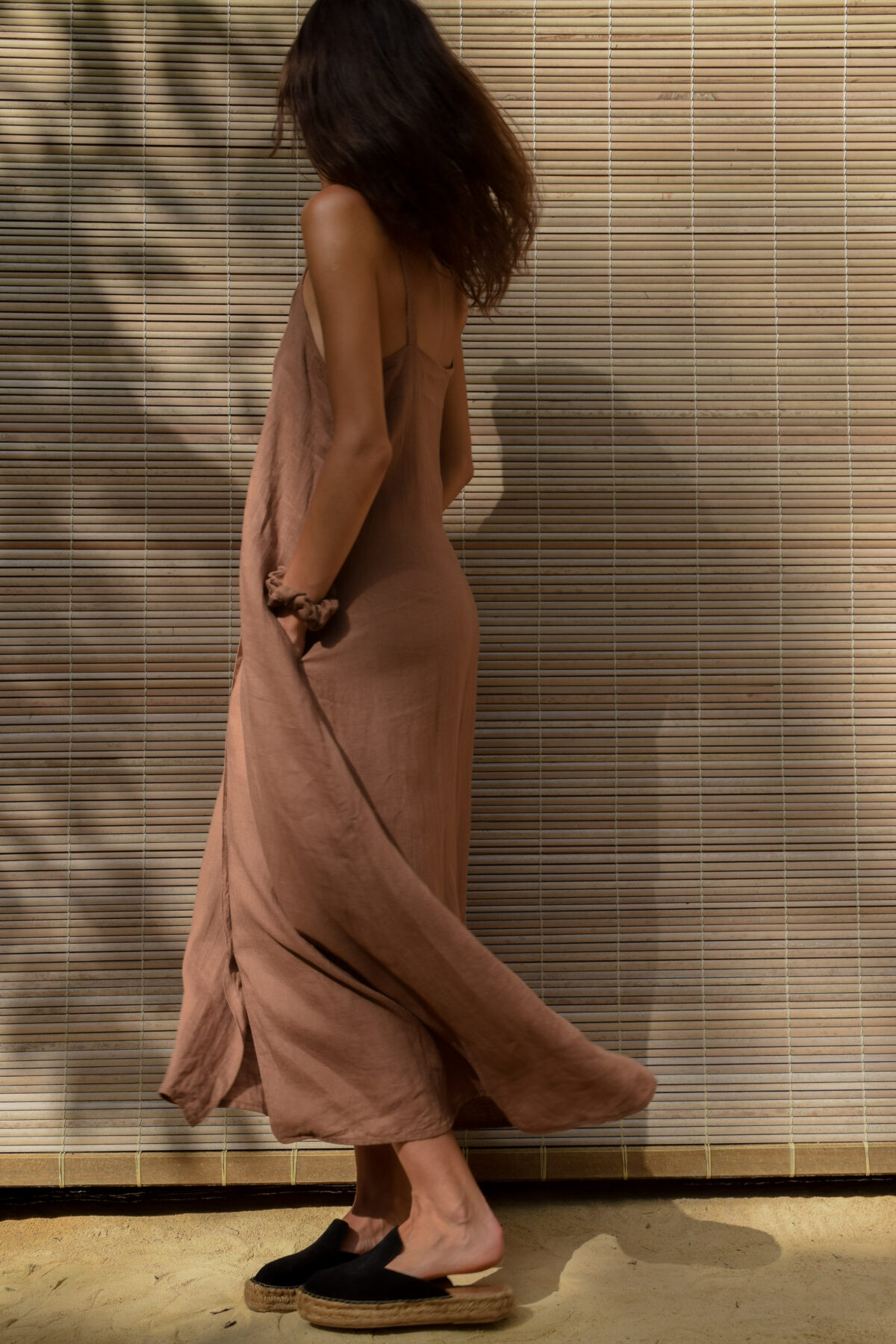 LINEN CLASSY MAXI DRESS - SOIL - obrazek 5