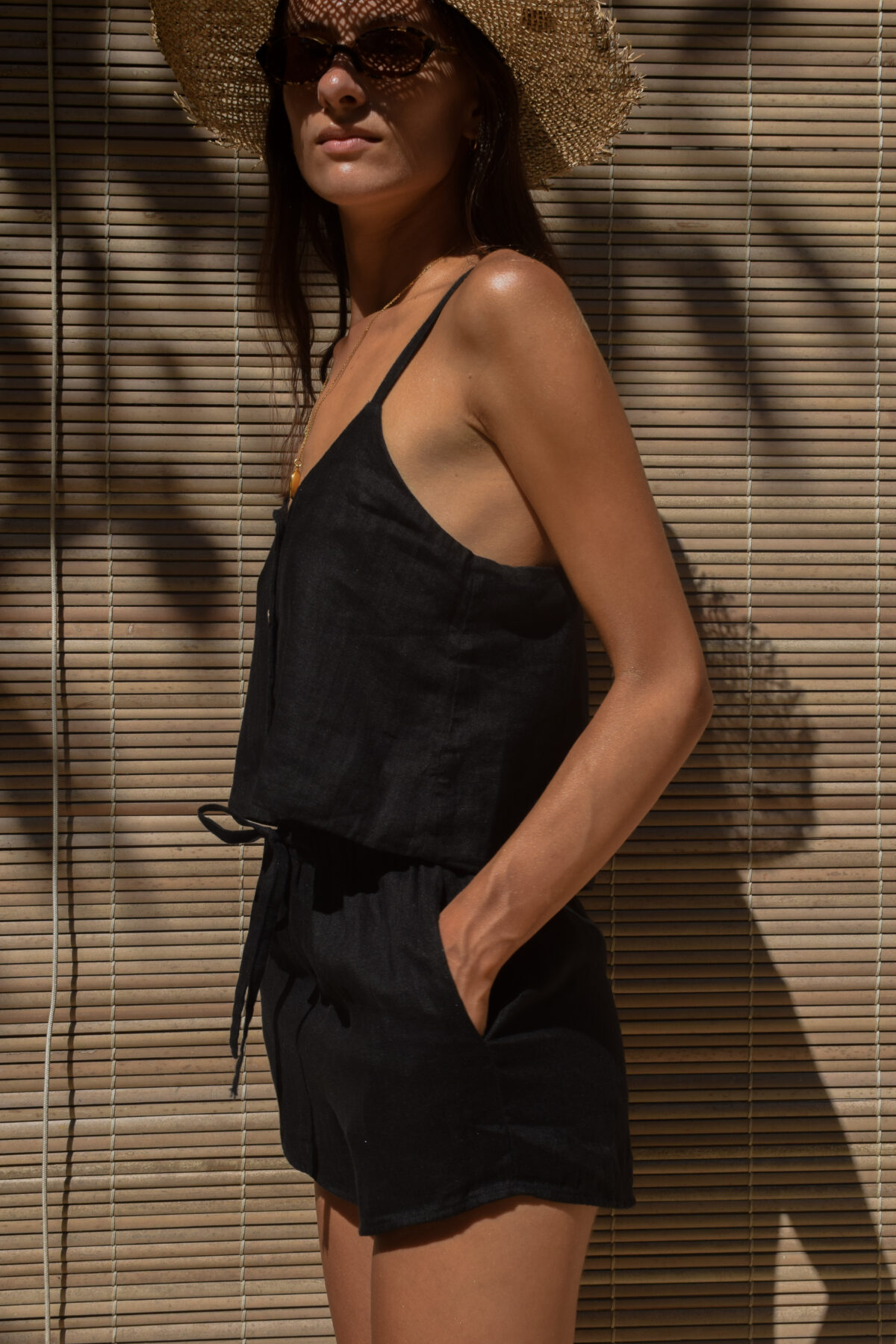 LINEN CLASSY TOP - BLACK - obrazek 5