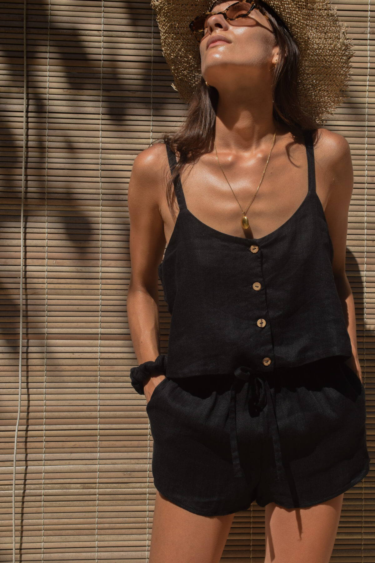 LINEN CLASSY TOP - BLACK - obrazek 7