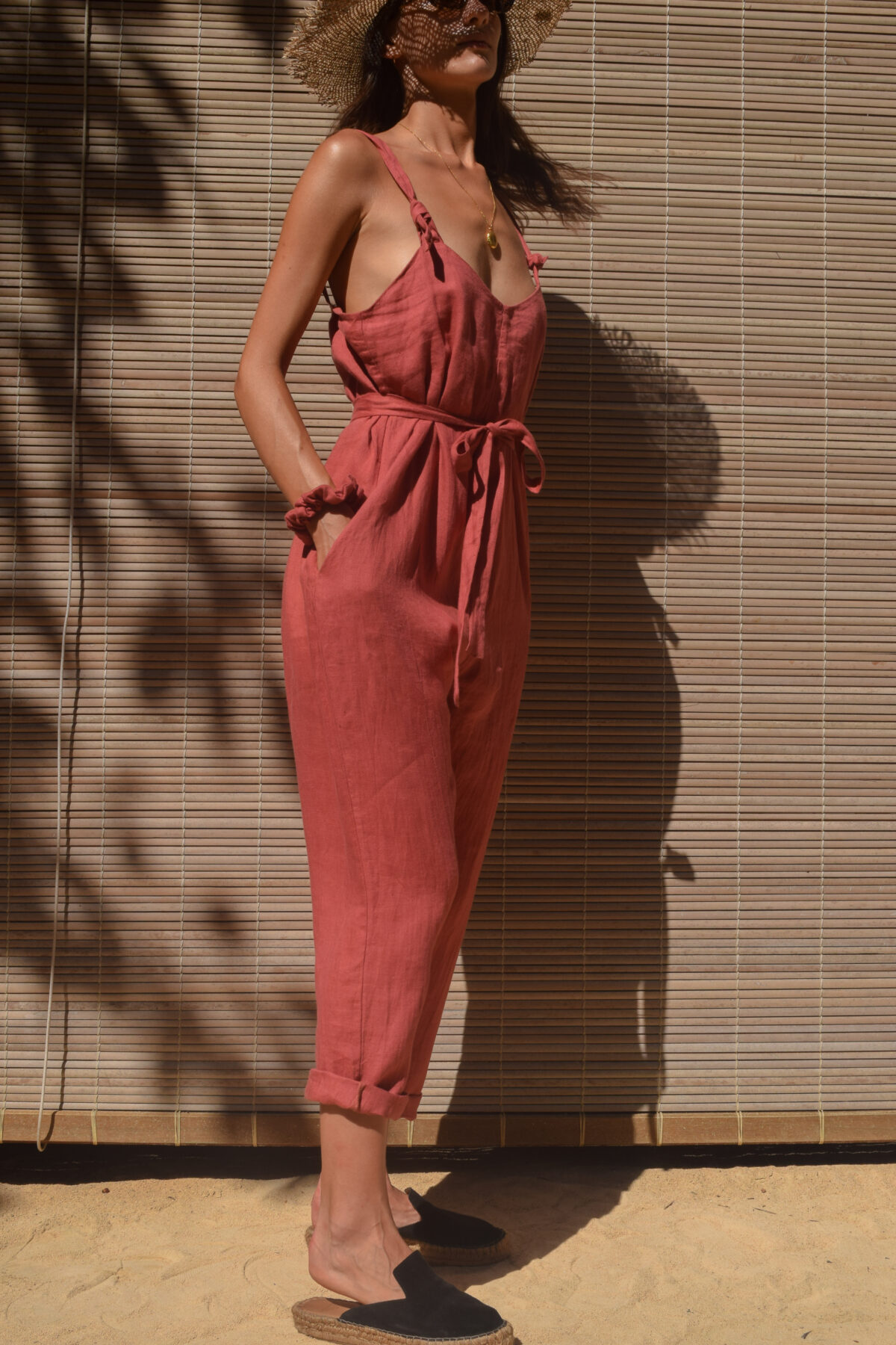 LINEN JUMPSUIT - GUAVA - obrazek 13