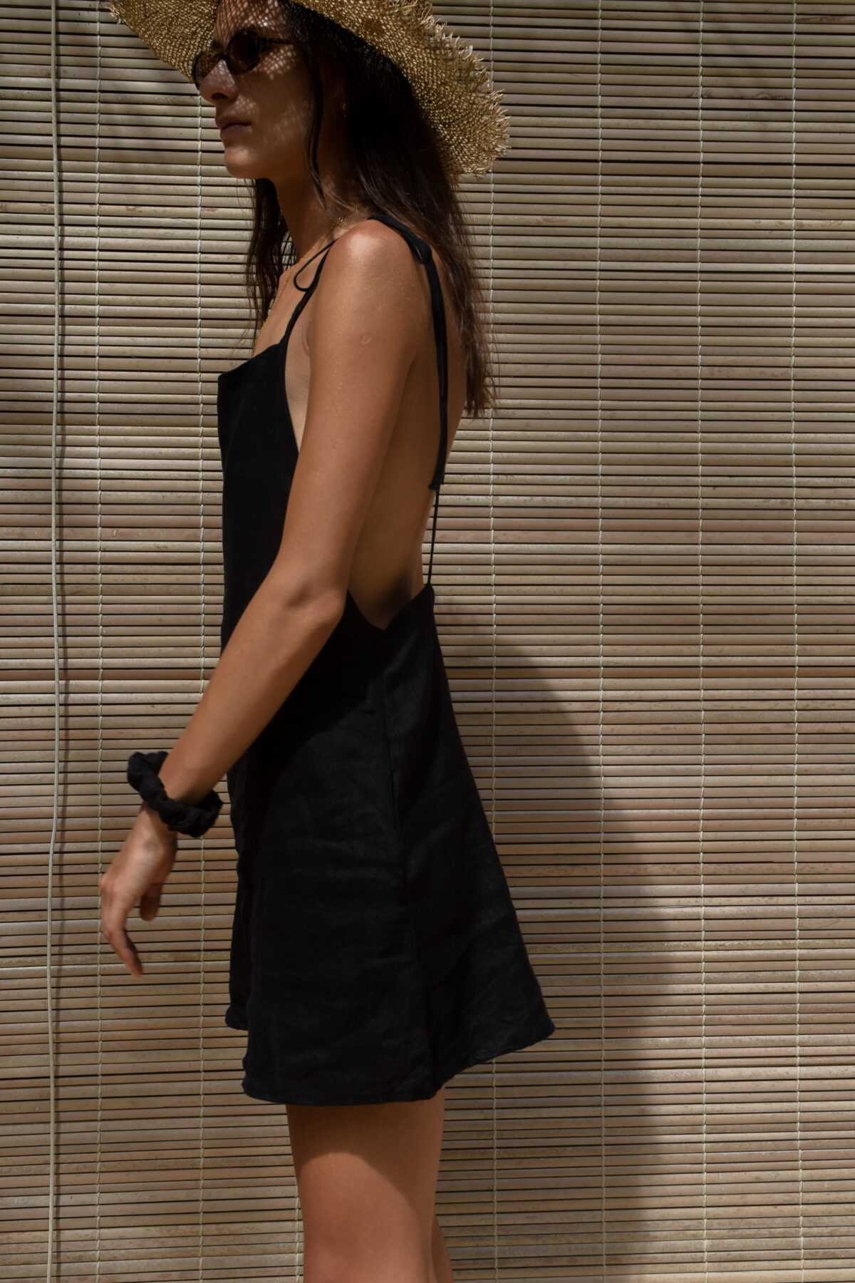 LINEN MINIMAL DRESS - BLACK - obrazek 6