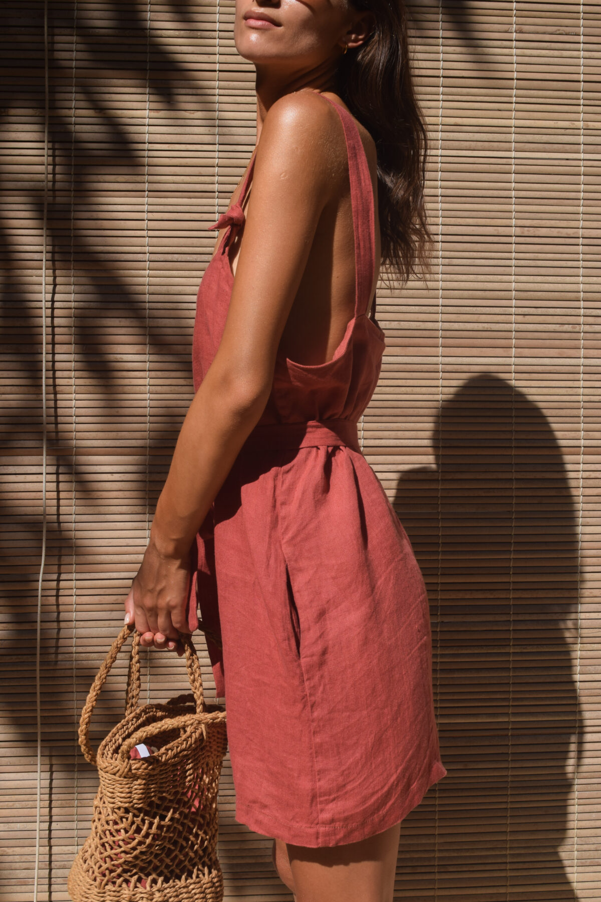 LINEN SHORT JUMPSUIT - GUAVA - obrazek 11